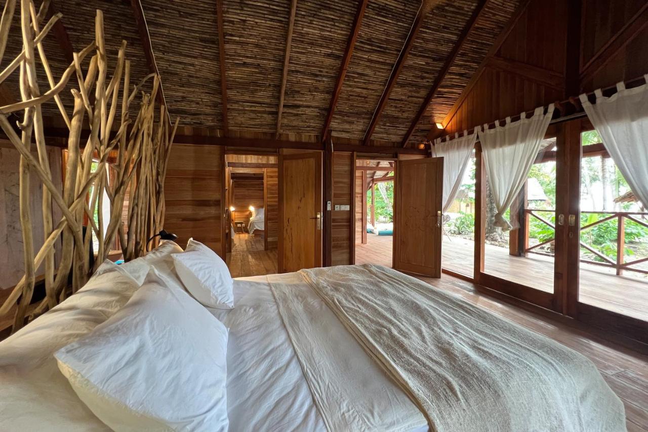 Metita Beach & Dive Resort Daruba Экстерьер фото