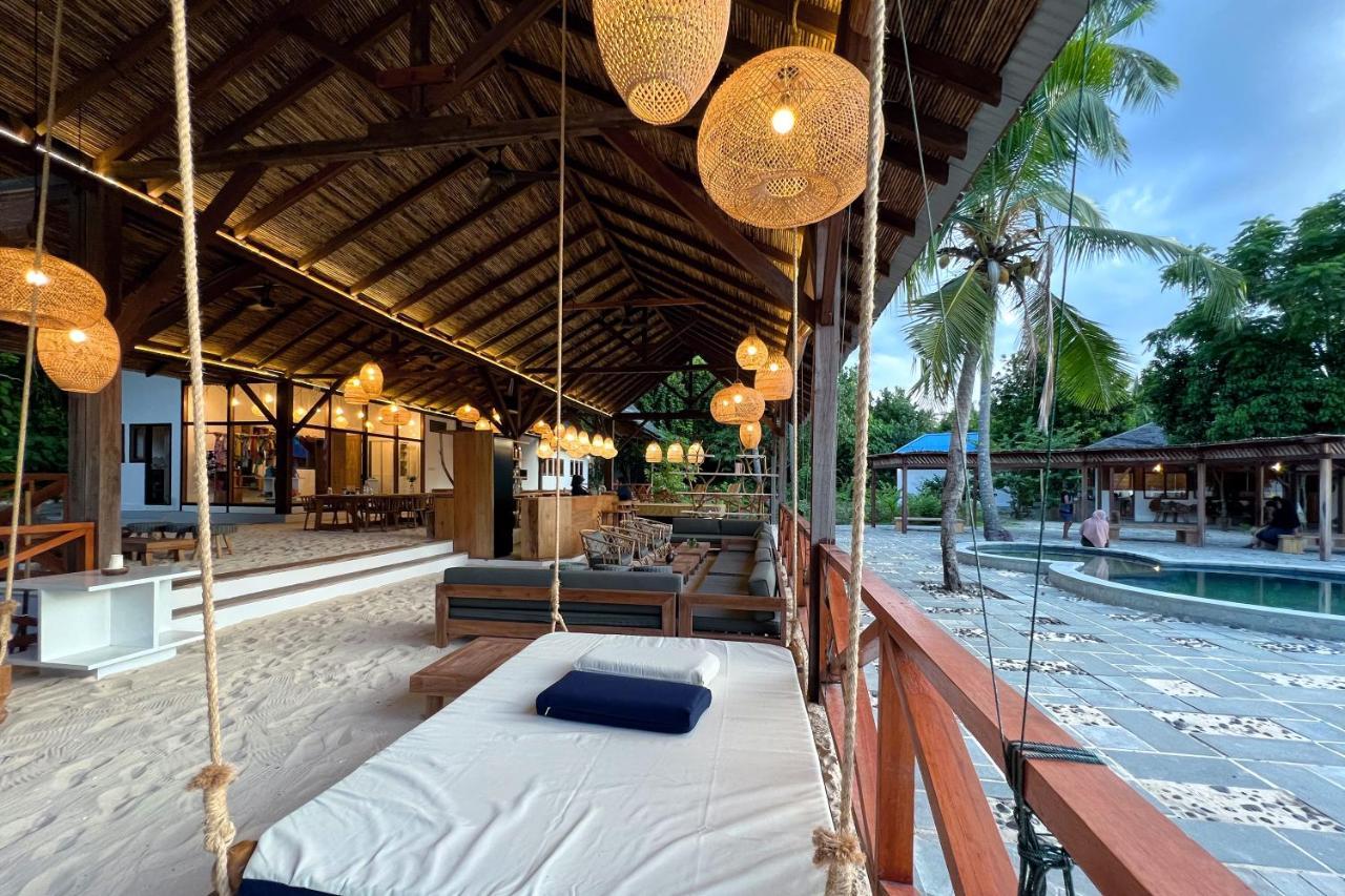 Metita Beach & Dive Resort Daruba Экстерьер фото